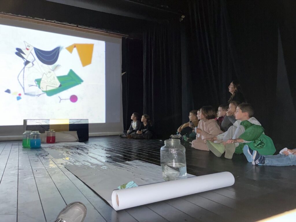 Gostovanje predstave ,,Lagarije - Čas o Surogatu" u Bačkoj Palanci